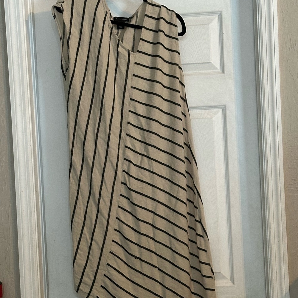 Tahari Black and Cream Striped dress